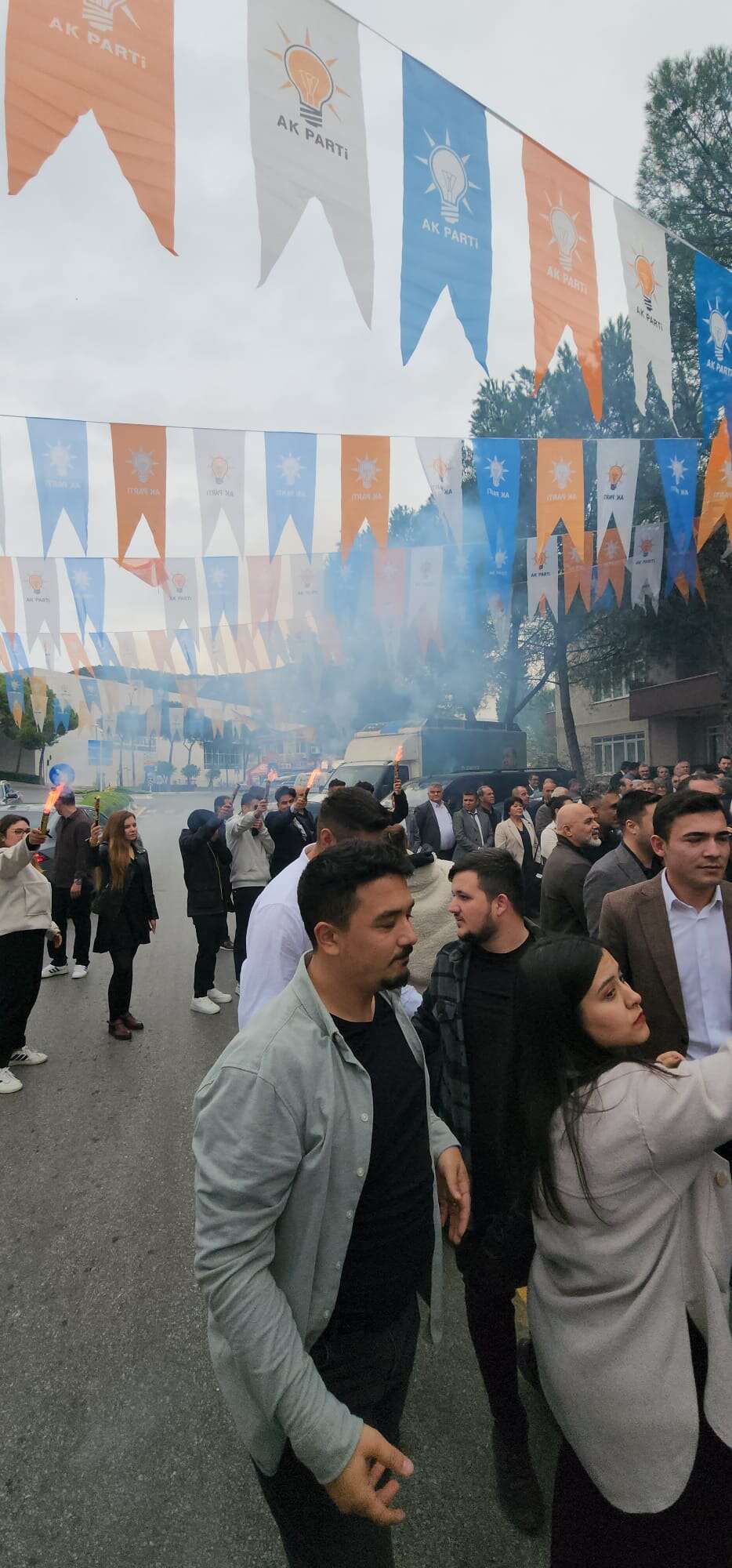 AK Parti Muğla'da Duygusal Tören: Plaket Yerine Gazze Bağışı 7